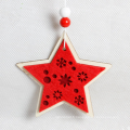 Nouvelle décoration de Noël populaire en bois décoration en bois rouge petite pendaison